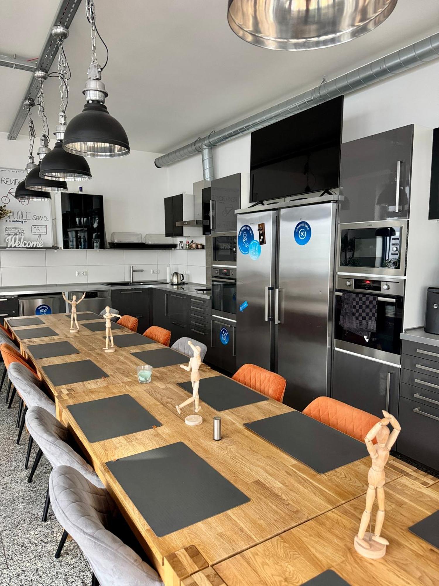Aparthotel Pumpengasse Wolfsburg Bagian luar foto